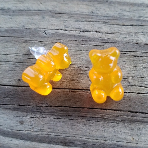 🐻ORANGE GUMMY BEAR STUDS🐻 - Picture 3 of 4